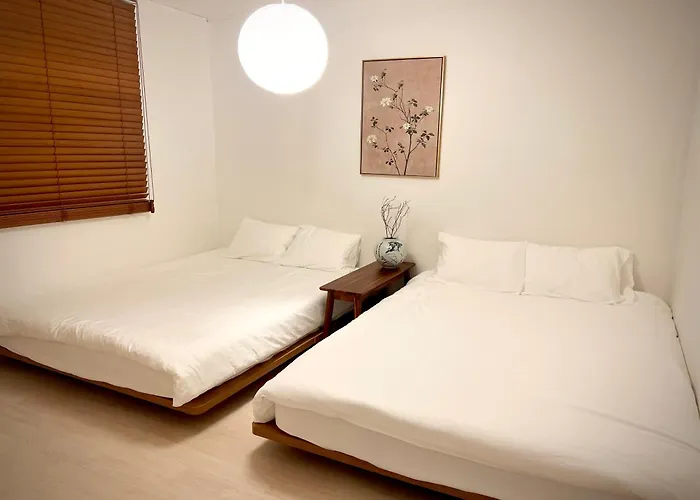 Apartment 홍대,합정,상수역 10분 최대6명 감성 #1 Seoul